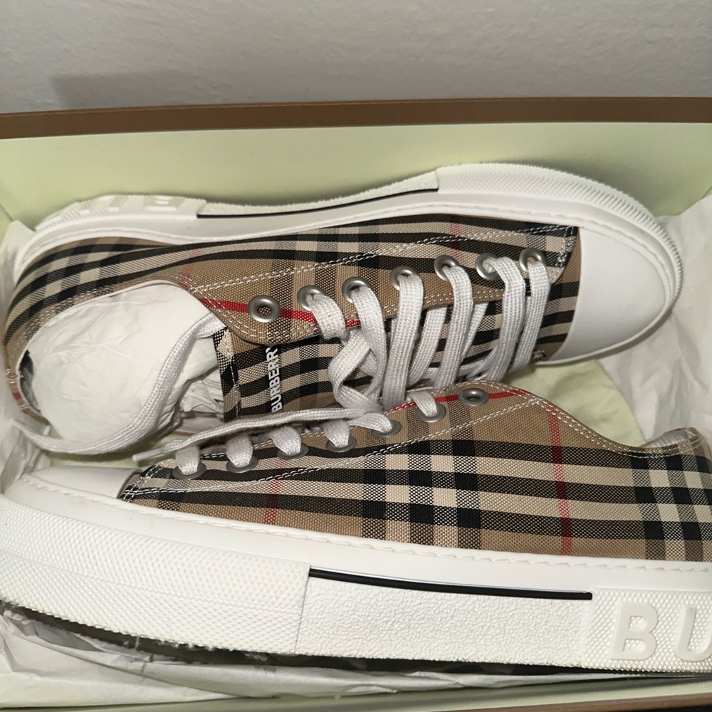 Men’s Burberry Jack check low top